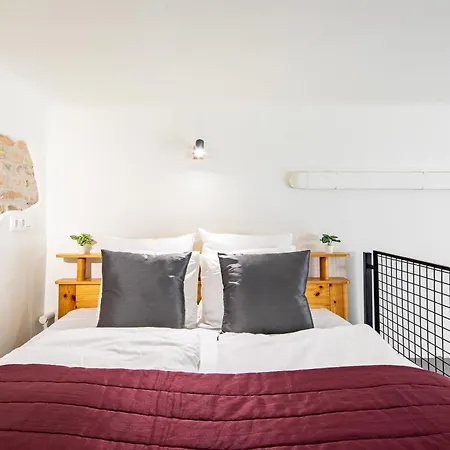 Big Joe Διαμέρισμα